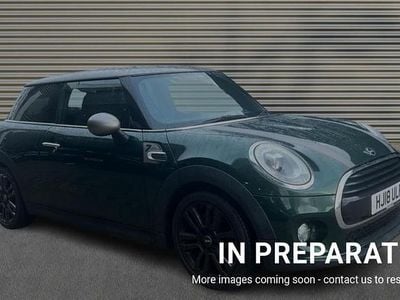 British racing green ii Used 2018 Mini Cooper Seven Hatchback | £11,999 (Fair price)