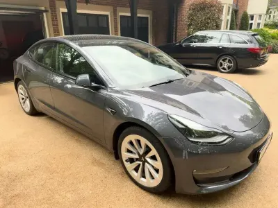 Usado Tesla Model 3 Long Range AWD 77 kW (106 CV) 2021 Gris Berlina