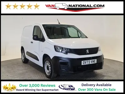 Second-hand Peugeot Partner Premium 100 CP (73 kW) 2023 Alb Monovolum