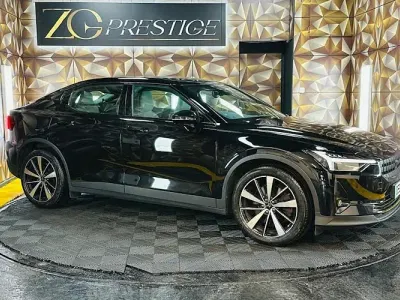 Begagnad Polestar 2 Long Range Dual motor 300 kW (408 HK) 2022 Svart Halvkombi