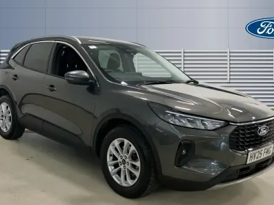 Usado Ford Kuga Titanium 150 HP (110 kW) 2025 Cinzento SUV