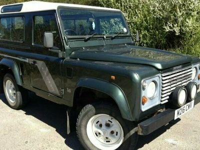 Usado Land Rover Defender 90 HP (66 kW) 1995 SUV