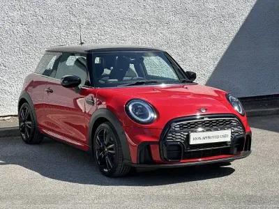 Używany Mini Cooper Hatch 134 KM (98 kW) 2021 Czerwony Hatchback
