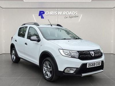 Begagnad Dacia Sandero Essentiel 90 HK (66 kW) 2018