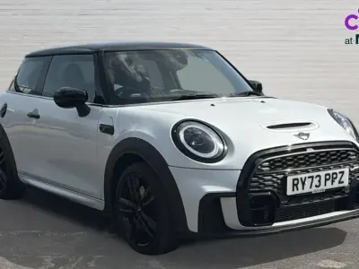 Gebraucht Mini Cooper S Premium 178 PS (130 kW) 2024 Weiß Kleinwagen