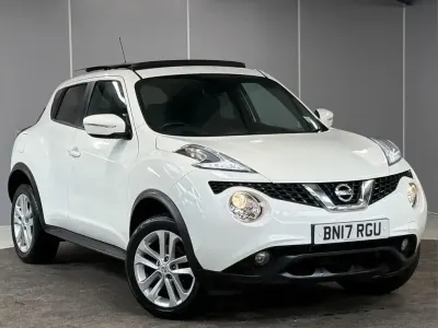 Usado Nissan Juke N-Connecta 113 HP (83 kW) 2017 Branco SUV