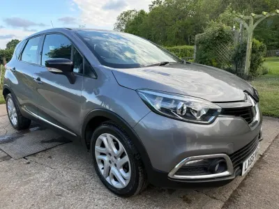 Begagnad Renault Captur Dynamique 2016 Grå SUV