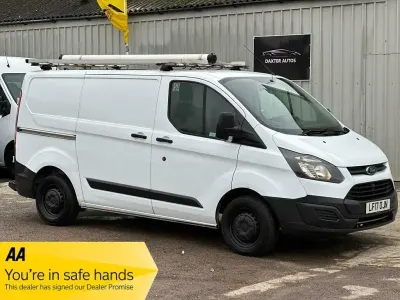 Used Ford Transit Custom 105 HP (77 kW) 2017 White Van