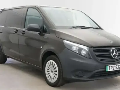 Used Mercedes e-Vito Progressive 85 kW (116 HP) 2022 Brown Van