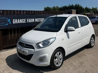 Used Hyundai i10 Active 85 HP (62 kW) 2013 White Hatchback