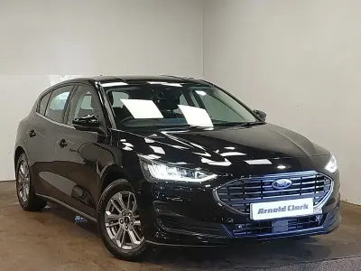 Usado Ford Focus Titanium 125 HP (91 kW) 2023 Preto Citadino