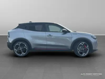 Used Alfa Romeo Junior Veloce 202 kW (276 HP) 2025 Grey SUV