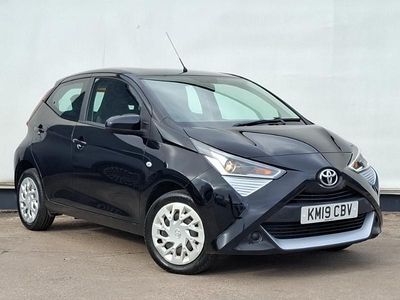 Used Toyota Aygo X-play 72 HP (52 kW) 2019 Black Hatchback
