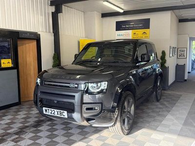 Begagnad Land Rover Defender S 2022 Grå SUV