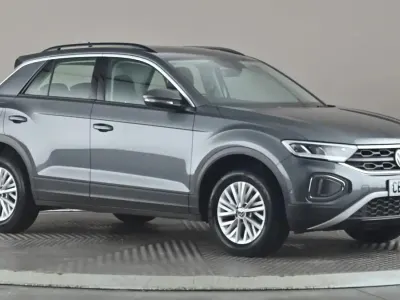 Usado VW T-Roc Life 150 HP (110 kW) 2023 Cinzento SUV