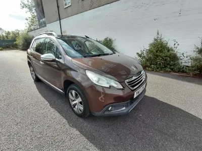 Używany Peugeot 2008 Allure 82 KM (60 kW) 2013 Brązowy SUV