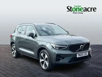 Used Volvo XC40 Plus 163 HP (119 kW) 2025 Green SUV