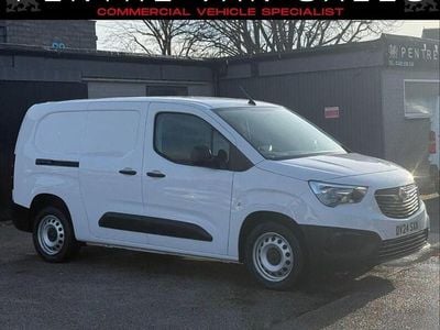 Used Vauxhall Combo 100 HP (73 kW) 2024 White MPV