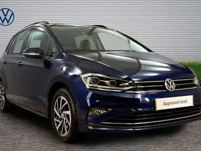 Second-hand VW Golf VIII 130 CP (95 kW) 2020