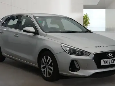 Used Hyundai i30 SE 120 HP (88 kW) 2017 Silver Hatchback