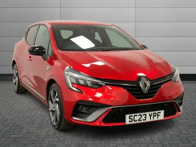 Used Renault Clio RS Line 90 HP (66 kW) 2023 Red  Hatchback