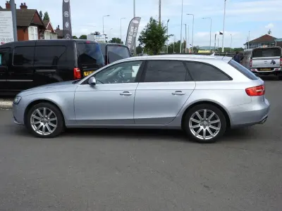Used Audi A4 Advanced Plus 2015 Silver Estate