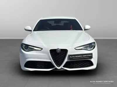 Begagnad Alfa Romeo Giulia Veloce 276 HK (202 kW) 2021 Vit Sedan