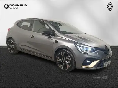 Used Renault Clio Engineered 145 HP (106 kW) 2023 Grey  Hatchback