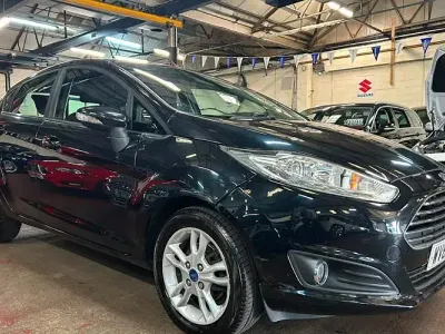 Used Ford Fiesta Zetec 82 HP (60 kW) 2015 Black Hatchback