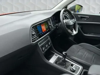 Käytetty Seat Ateca FR 150 HP (110 kW) 2024 Punainen Katumaasturi