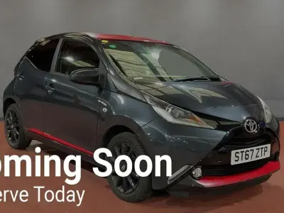 Used Toyota Aygo x-press 69 HP (50 kW) 2017 Grey Hatchback