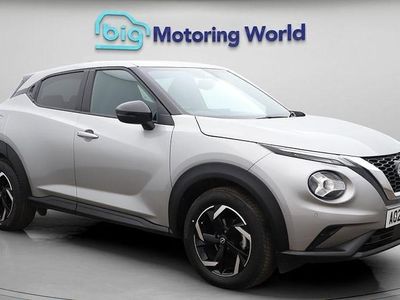 Used Nissan Juke N-Connecta 114 HP (83 kW) 2023 Silver SUV