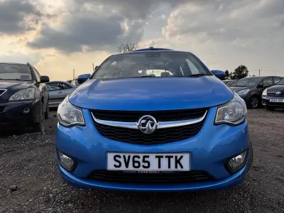 Second-hand Vauxhall Viva 75 CP (55 kW) 2015 Albastru Hatchback