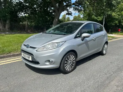 Used Ford Fiesta Titanium 2010 Silver Hatchback