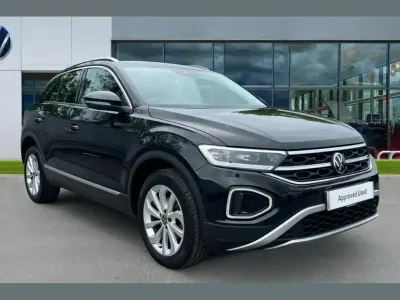 Begagnad VW T-Roc Style 150 HK (110 kW) 2022 Svart SUV