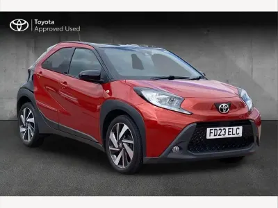 Used Toyota Aygo X 71 HP (52 kW) 2023 Red SUV