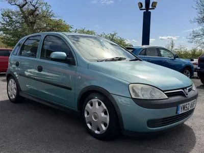 Used Vauxhall Corsa Elegance 2003 Green Hatchback