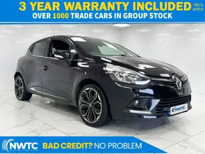 Used Renault Clio Iconic 90 HP (66 kW) 2019 Black Hatchback