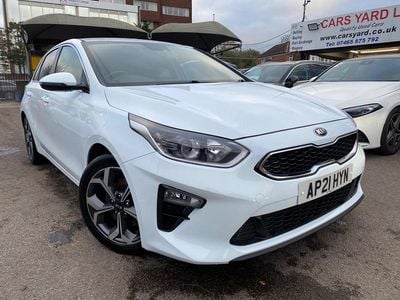 Used Kia Ceed 2021 White Hatchback
