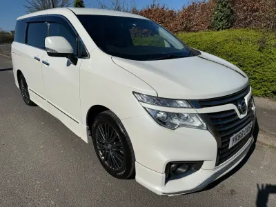 Used Nissan Elgrand 2024 White MPV