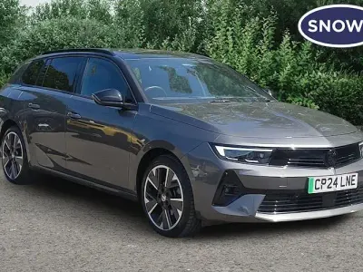 Begagnad Vauxhall Astra Ultimate 114 kW (156 HK) 2026 Kombi