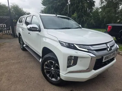 Used Mitsubishi L200 150 HP (110 kW) 2020 White Pickup