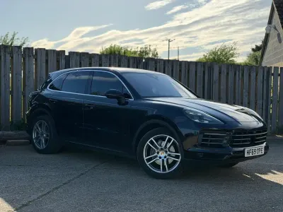 Used Porsche Cayenne 340 HP (250 kW) 2019 Blue SUV