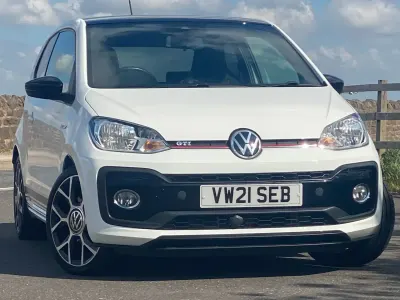Begagnad VW up! GTI 115 HK (84 kW) 2021 Vit Halvkombi