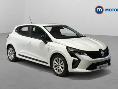 Used Renault Clio Evolution 90 HP (66 kW) 2024 White Hatchback