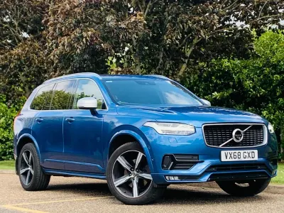 Usado Volvo XC90 R-Design 235 CV (172 kW) 2018 Azul SUV