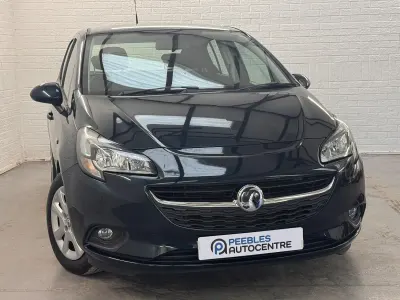 Used Vauxhall Corsa Design Edition 70 HP (51 kW) 2015 Green Hatchback