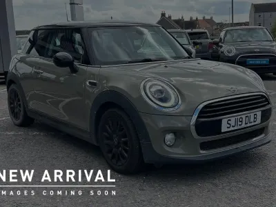 Begagnad Mini Cooper Classic 134 HK (98 kW) 2019 Grå Halvkombi