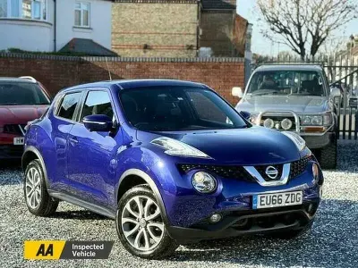 Used Nissan Juke Tekna 117 HP (86 kW) 2016 Blue SUV