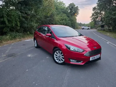 Used Ford Focus Titanium 2016 Red Hatchback